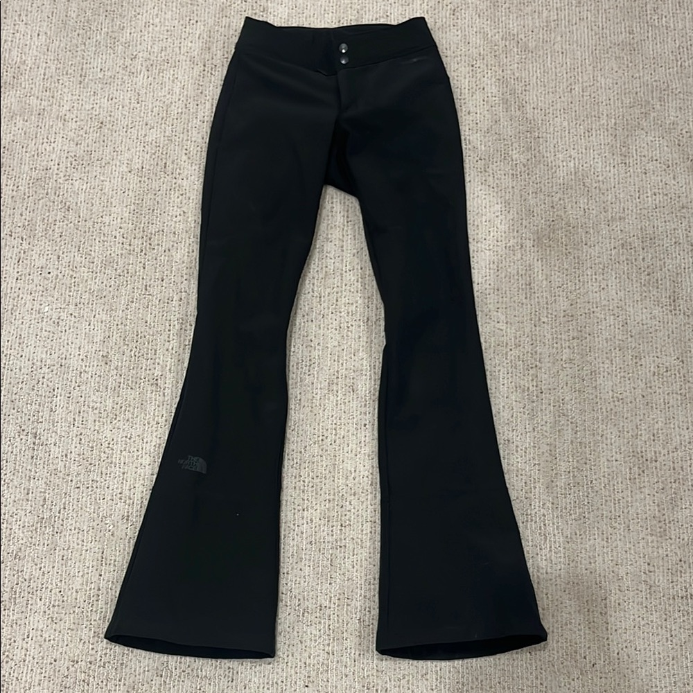 The North Face Black Boot Cut Flare Ski pants Women’s long XS